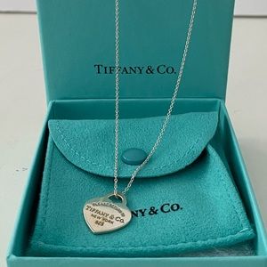 Tiffany and Co. “please return to” heart necklace